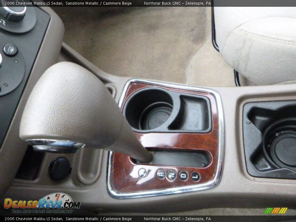 2006 Chevrolet Malibu LS Sedan Sandstone Metallic / Cashmere Beige Photo #20