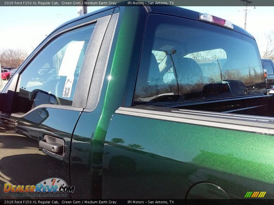 2016 Ford F150 XL Regular Cab Green Gem / Medium Earth Gray Photo #9