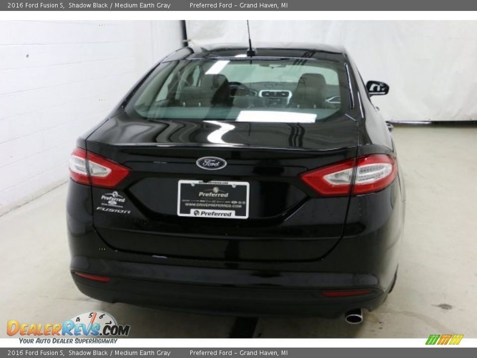 2016 Ford Fusion S Shadow Black / Medium Earth Gray Photo #5