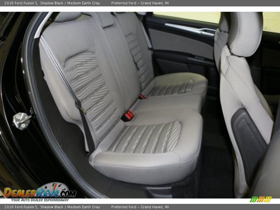 2016 Ford Fusion S Shadow Black / Medium Earth Gray Photo #9