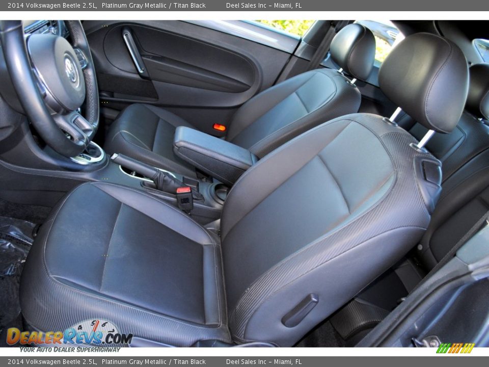 2014 Volkswagen Beetle 2.5L Platinum Gray Metallic / Titan Black Photo #12