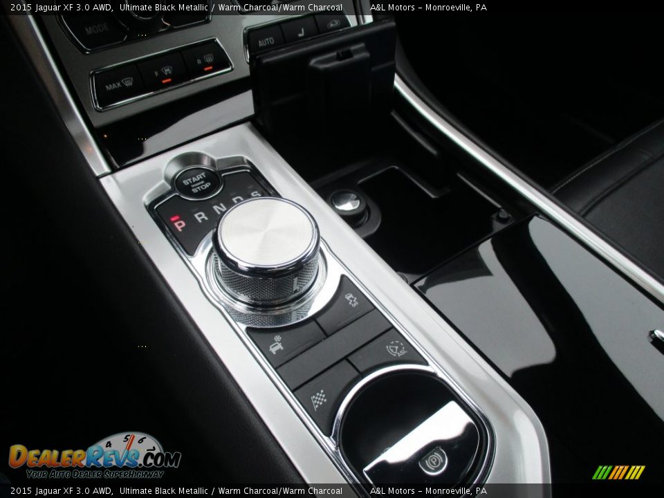 2015 Jaguar XF 3.0 AWD Ultimate Black Metallic / Warm Charcoal/Warm Charcoal Photo #16
