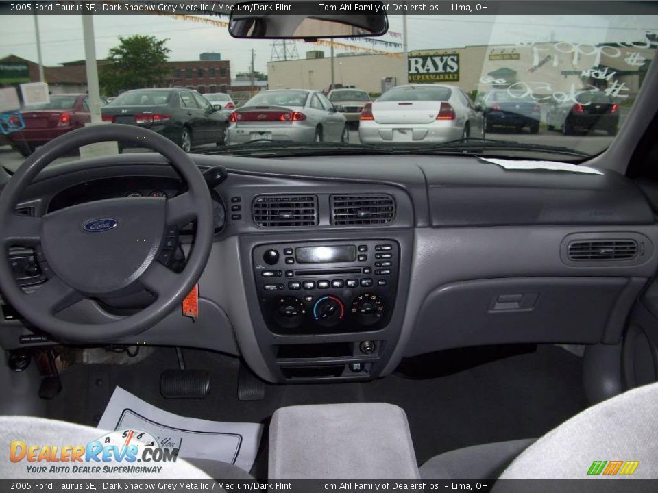 2005 Ford Taurus SE Dark Shadow Grey Metallic / Medium/Dark Flint Photo #8