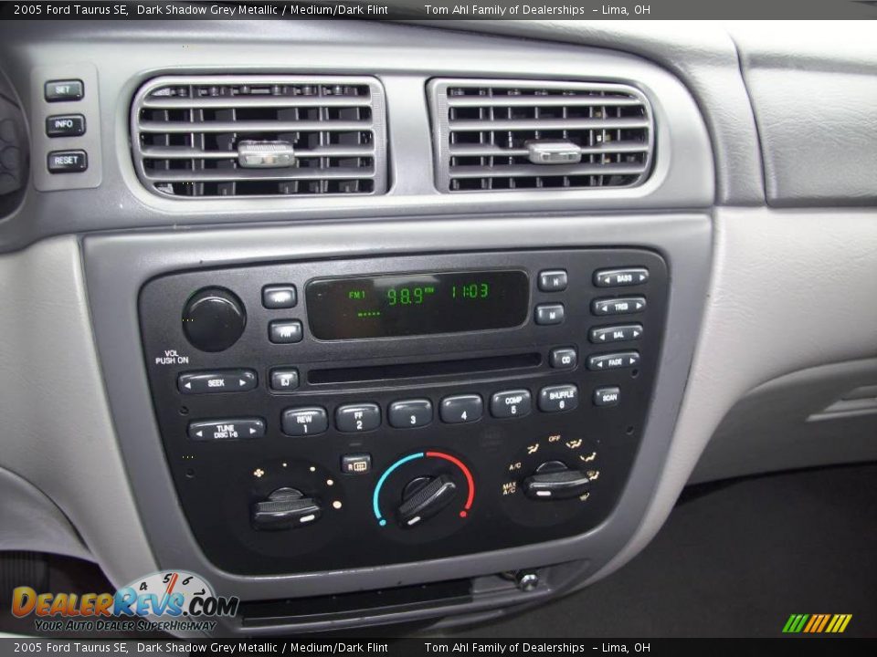 2005 Ford Taurus SE Dark Shadow Grey Metallic / Medium/Dark Flint Photo #10