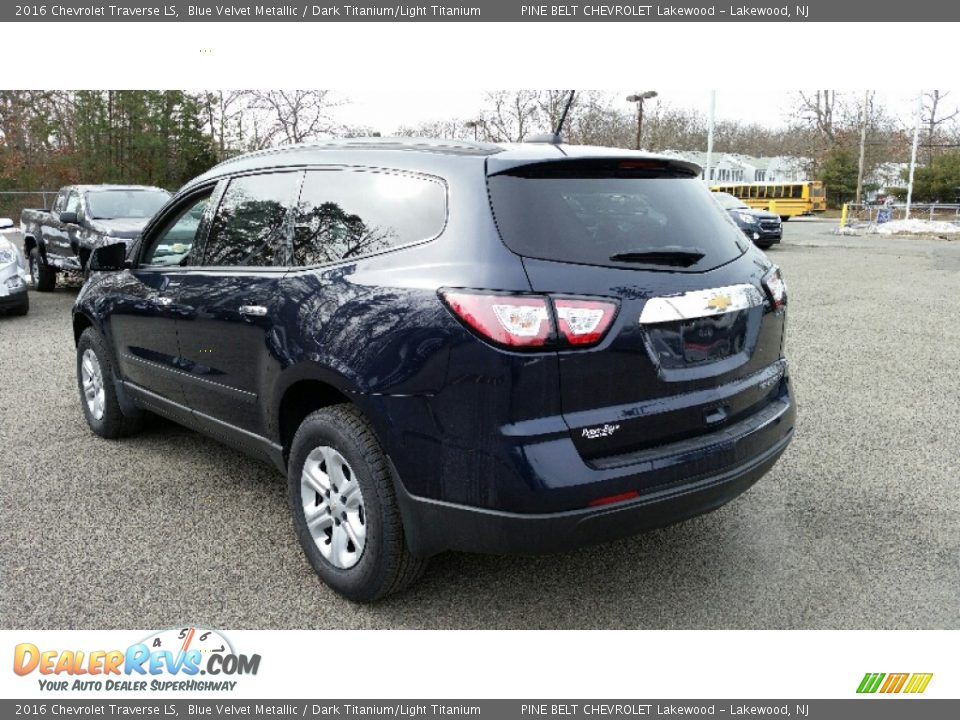 2016 Chevrolet Traverse LS Blue Velvet Metallic / Dark Titanium/Light Titanium Photo #4