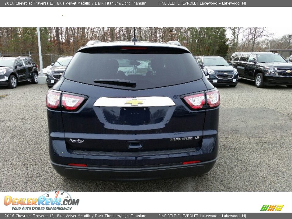 2016 Chevrolet Traverse LS Blue Velvet Metallic / Dark Titanium/Light Titanium Photo #5