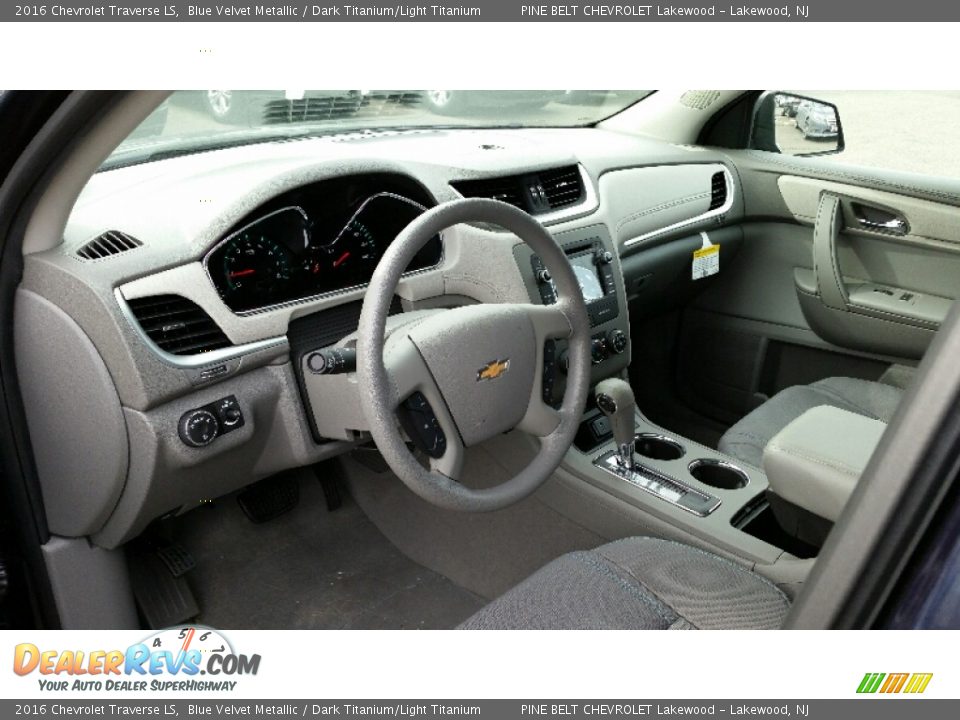 2016 Chevrolet Traverse LS Blue Velvet Metallic / Dark Titanium/Light Titanium Photo #7