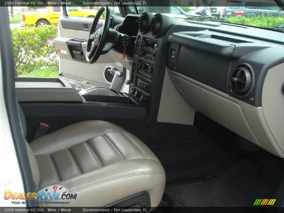 2006 Hummer H2 SUV White / Wheat Photo #31