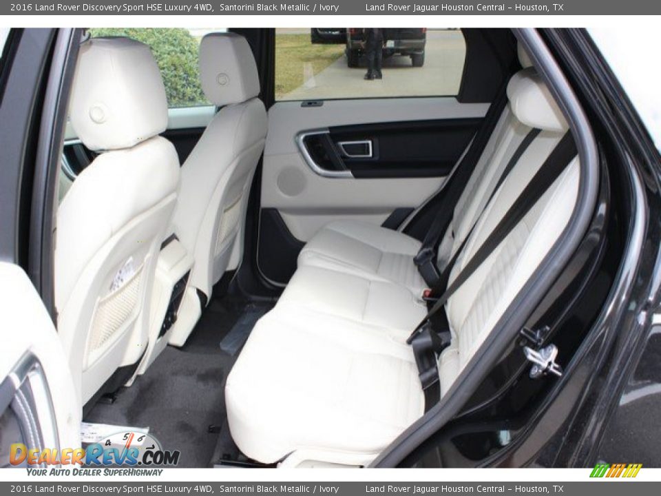 Rear Seat of 2016 Land Rover Discovery Sport HSE Luxury 4WD Photo #16