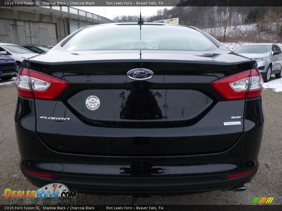 2016 Ford Fusion SE Shadow Black / Charcoal Black Photo #4