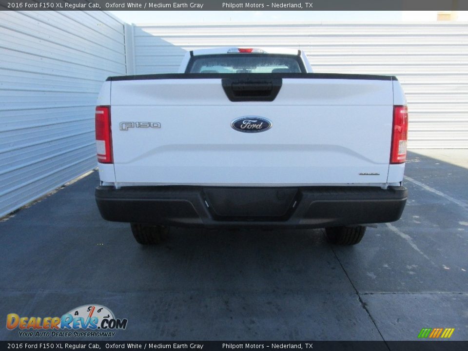 2016 Ford F150 XL Regular Cab Oxford White / Medium Earth Gray Photo #5
