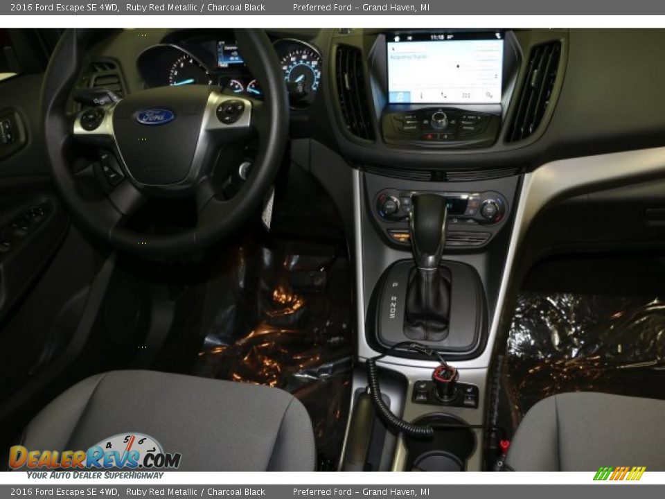 2016 Ford Escape SE 4WD Ruby Red Metallic / Charcoal Black Photo #9
