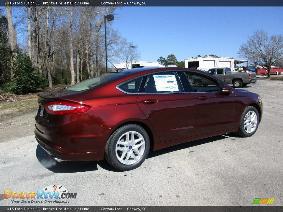 2016 Ford Fusion SE Bronze Fire Metallic / Dune Photo #3