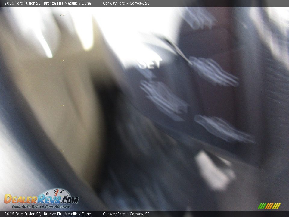 2016 Ford Fusion SE Bronze Fire Metallic / Dune Photo #27