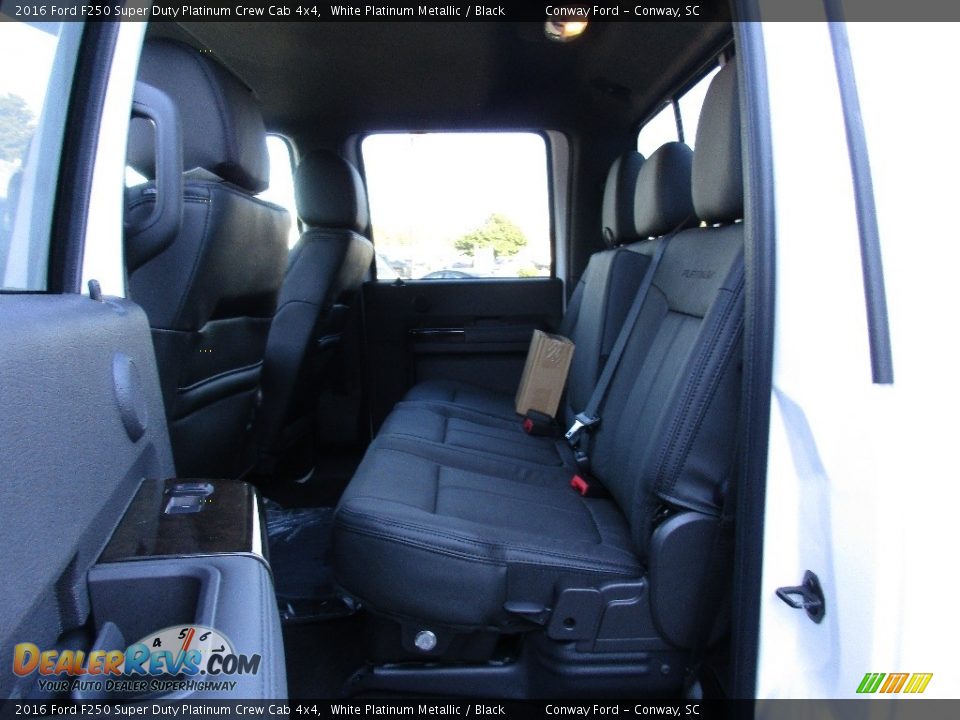 2016 Ford F250 Super Duty Platinum Crew Cab 4x4 White Platinum Metallic / Black Photo #16