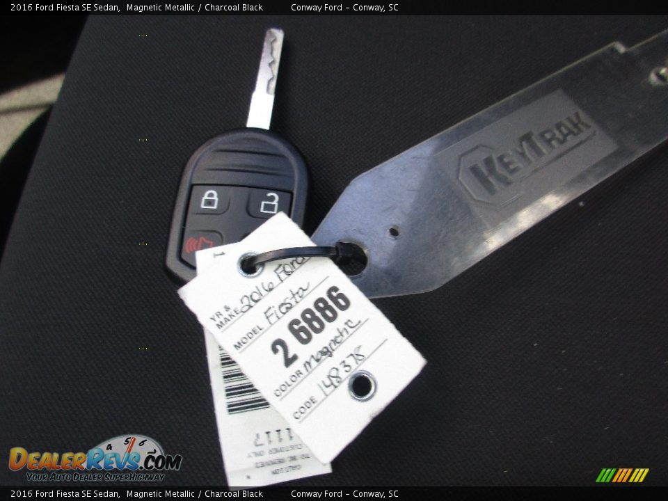 2016 Ford Fiesta SE Sedan Magnetic Metallic / Charcoal Black Photo #27