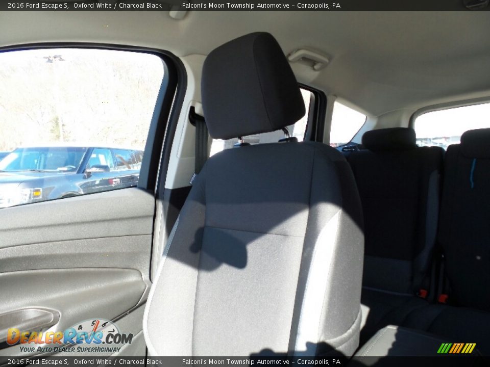 2016 Ford Escape S Oxford White / Charcoal Black Photo #15