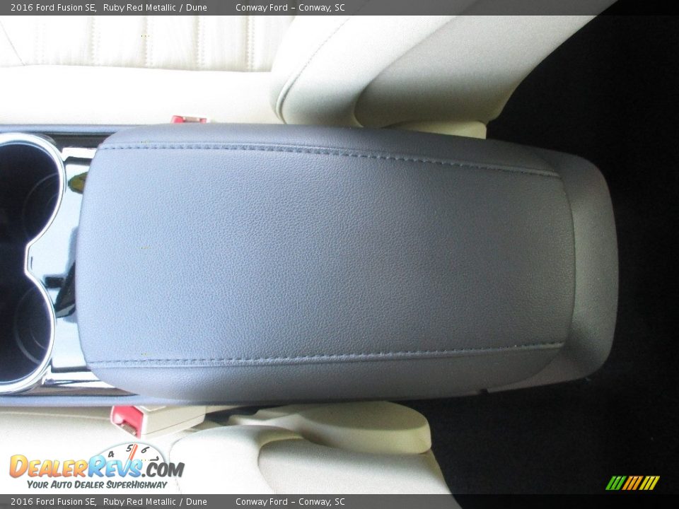 2016 Ford Fusion SE Ruby Red Metallic / Dune Photo #22
