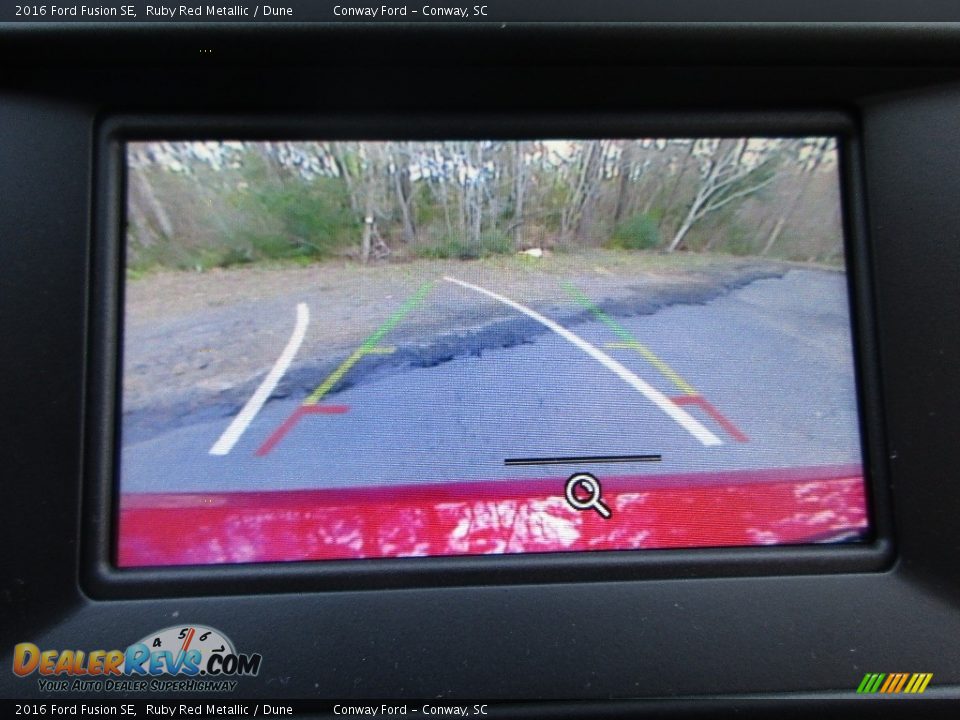 2016 Ford Fusion SE Ruby Red Metallic / Dune Photo #27