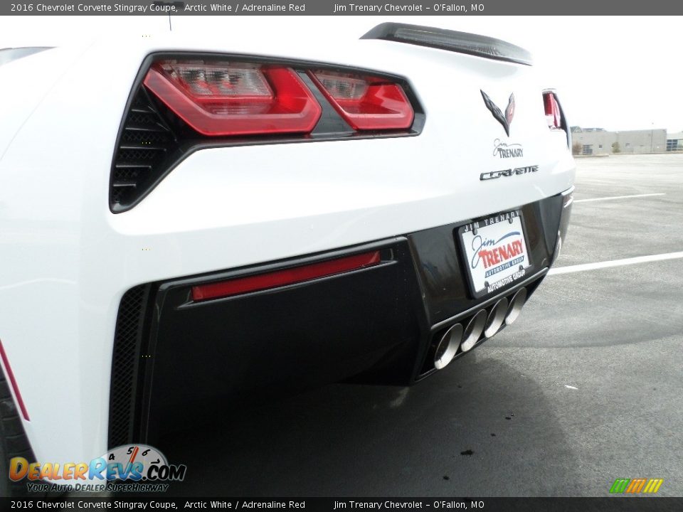 2016 Chevrolet Corvette Stingray Coupe Arctic White / Adrenaline Red Photo #19