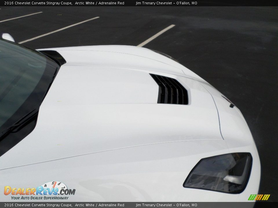 2016 Chevrolet Corvette Stingray Coupe Arctic White / Adrenaline Red Photo #24
