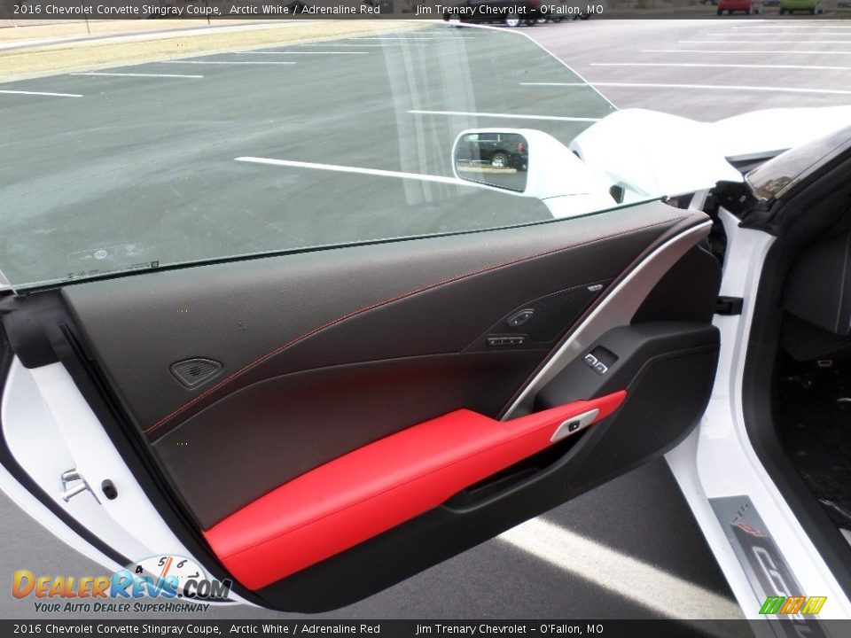 Door Panel of 2016 Chevrolet Corvette Stingray Coupe Photo #28