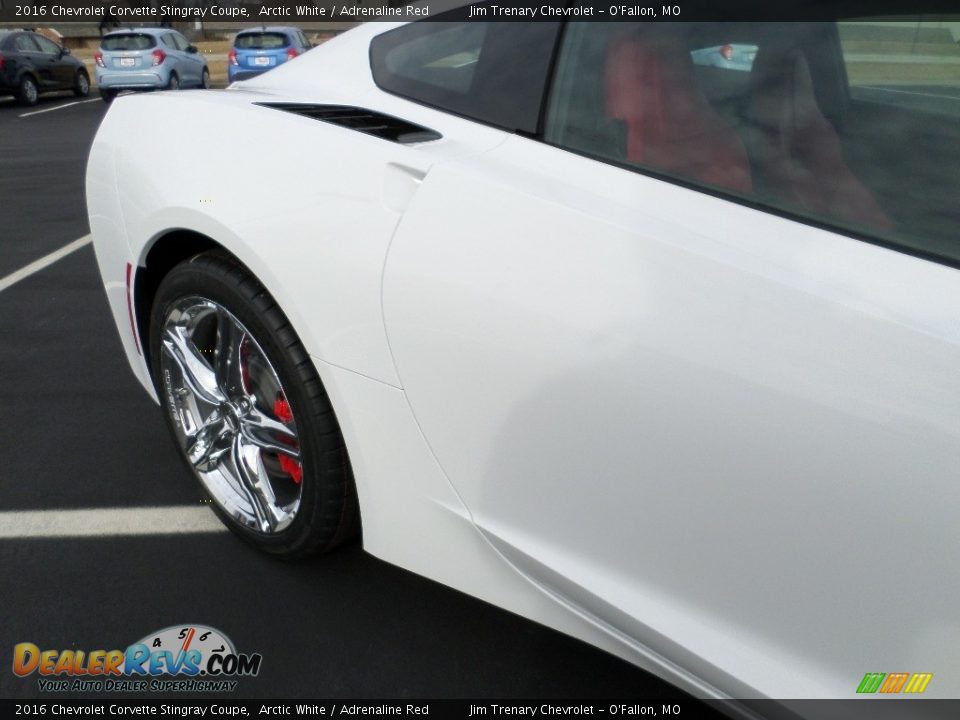 2016 Chevrolet Corvette Stingray Coupe Arctic White / Adrenaline Red Photo #21