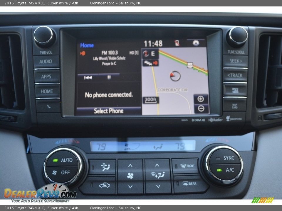 2016 Toyota RAV4 XLE Super White / Ash Photo #12