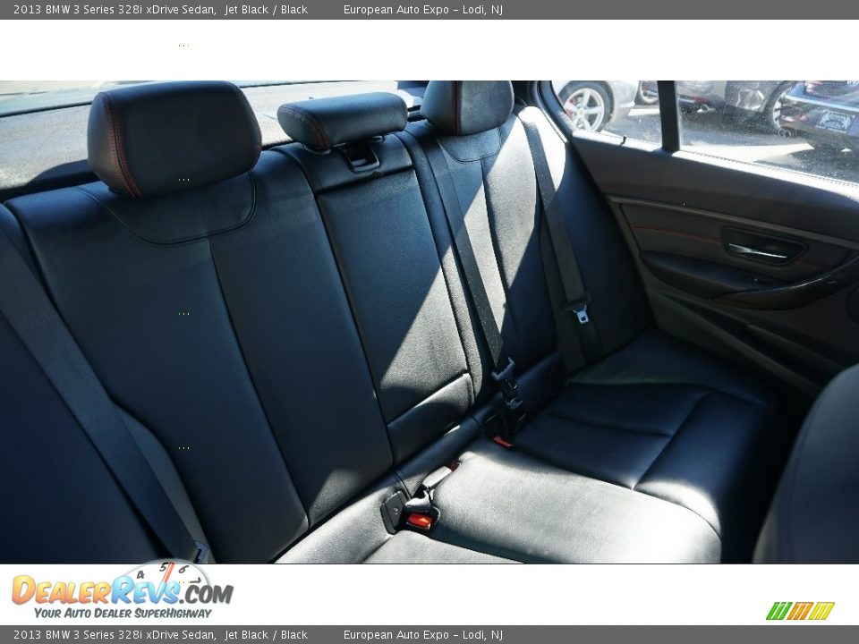 2013 BMW 3 Series 328i xDrive Sedan Jet Black / Black Photo #8