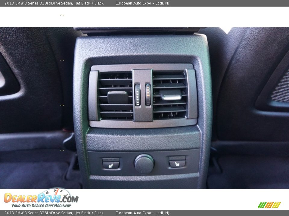 2013 BMW 3 Series 328i xDrive Sedan Jet Black / Black Photo #13