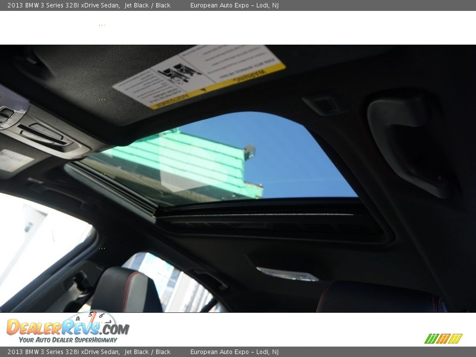 2013 BMW 3 Series 328i xDrive Sedan Jet Black / Black Photo #29