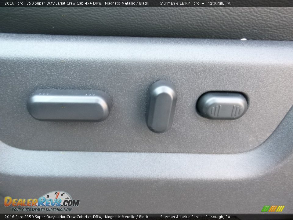2016 Ford F350 Super Duty Lariat Crew Cab 4x4 DRW Magnetic Metallic / Black Photo #11