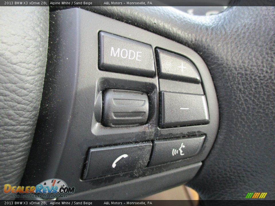 2013 BMW X3 xDrive 28i Alpine White / Sand Beige Photo #17