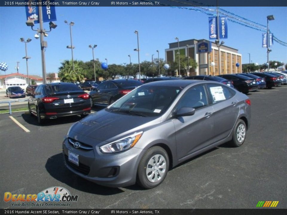 2016 Hyundai Accent SE Sedan Triathlon Gray / Gray Photo #3