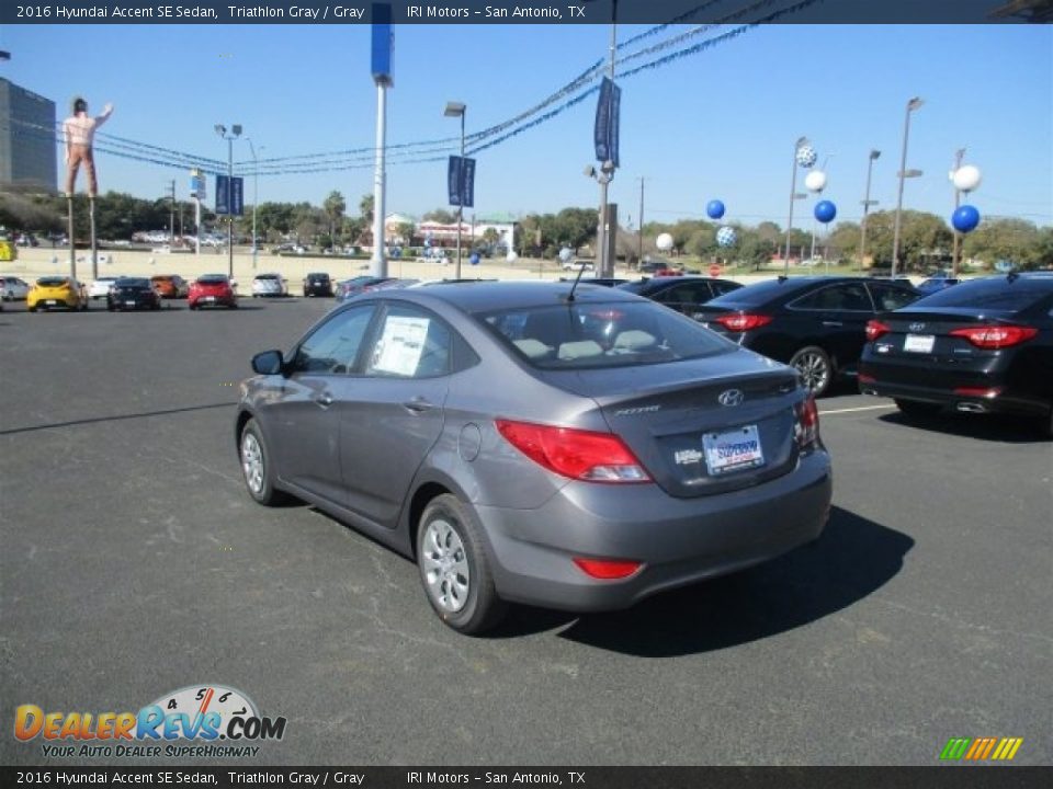 2016 Hyundai Accent SE Sedan Triathlon Gray / Gray Photo #5