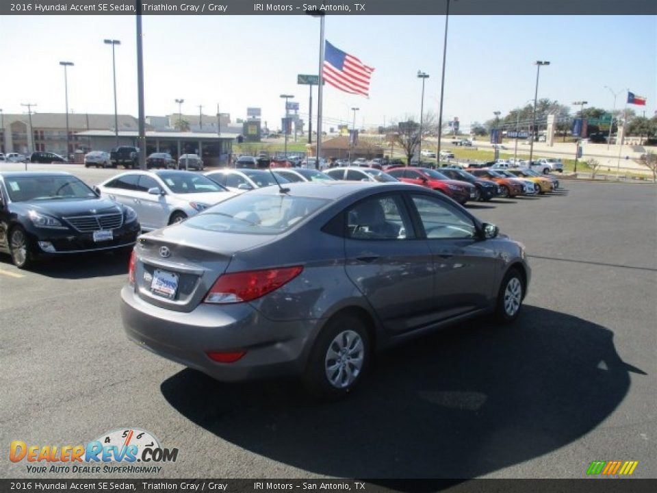 2016 Hyundai Accent SE Sedan Triathlon Gray / Gray Photo #7