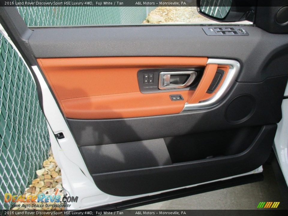2016 Land Rover Discovery Sport HSE Luxury 4WD Fuji White / Tan Photo #10