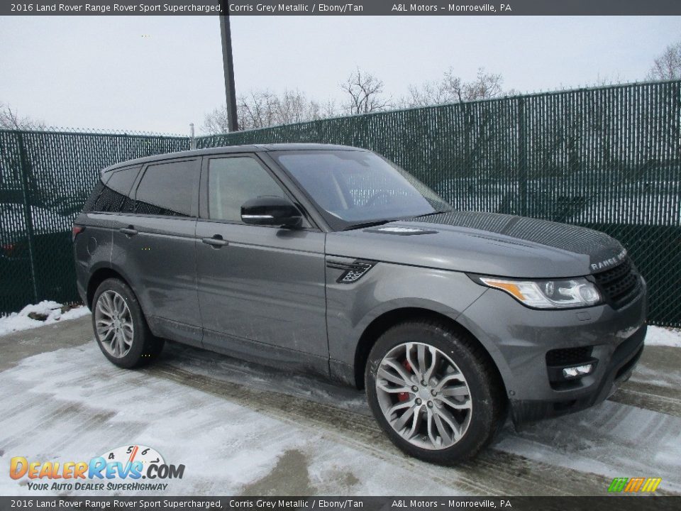 Front 3/4 View of 2016 Land Rover Range Rover Sport Supercharged Photo #1