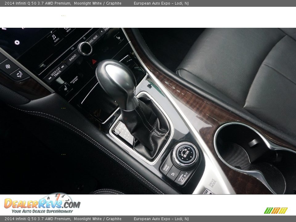 2014 Infiniti Q 50 3.7 AWD Premium Moonlight White / Graphite Photo #25