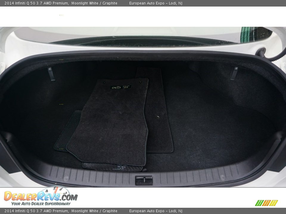 2014 Infiniti Q 50 3.7 AWD Premium Moonlight White / Graphite Photo #31
