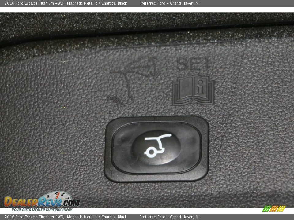 2016 Ford Escape Titanium 4WD Magnetic Metallic / Charcoal Black Photo #7
