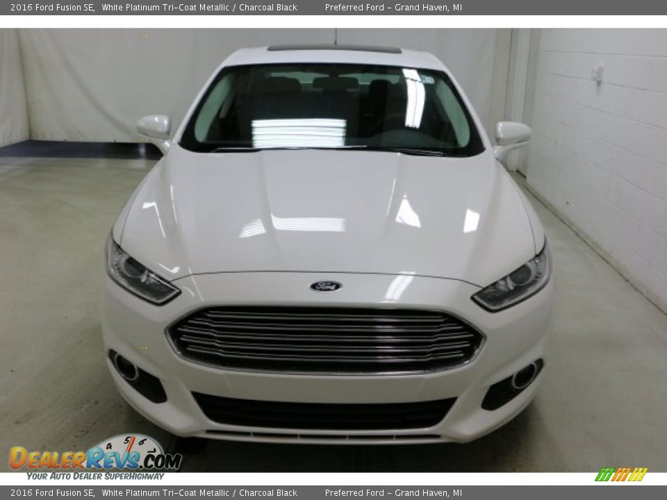 2016 Ford Fusion SE White Platinum Tri-Coat Metallic / Charcoal Black Photo #2