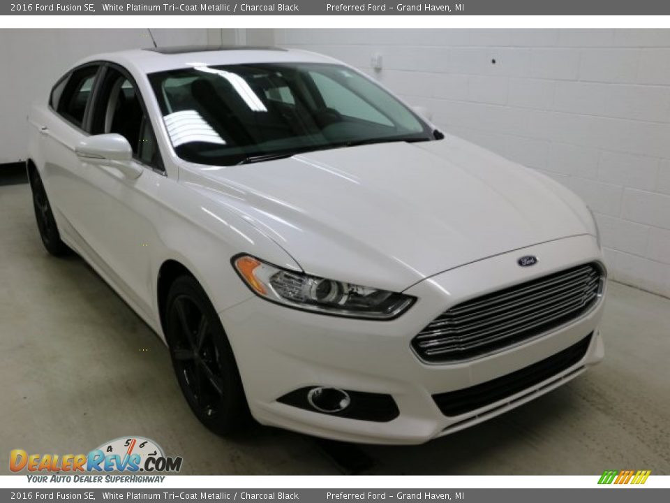 2016 Ford Fusion SE White Platinum Tri-Coat Metallic / Charcoal Black Photo #3