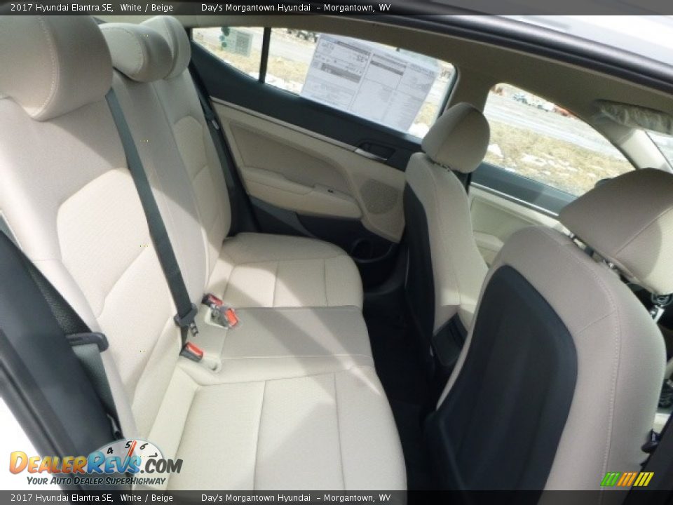 2017 Hyundai Elantra SE White / Beige Photo #5