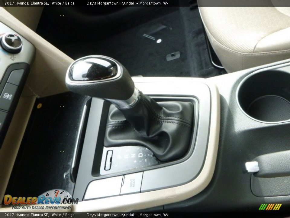 2017 Hyundai Elantra SE White / Beige Photo #19