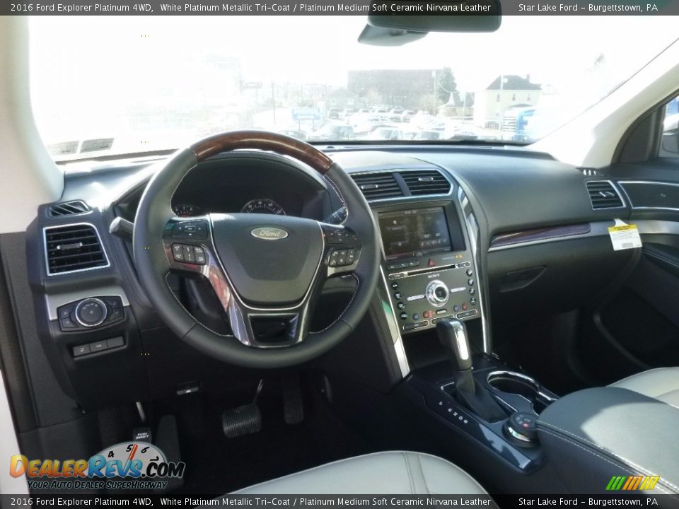 2016 Ford Explorer Platinum 4WD White Platinum Metallic Tri-Coat / Platinum Medium Soft Ceramic Nirvana Leather Photo #12