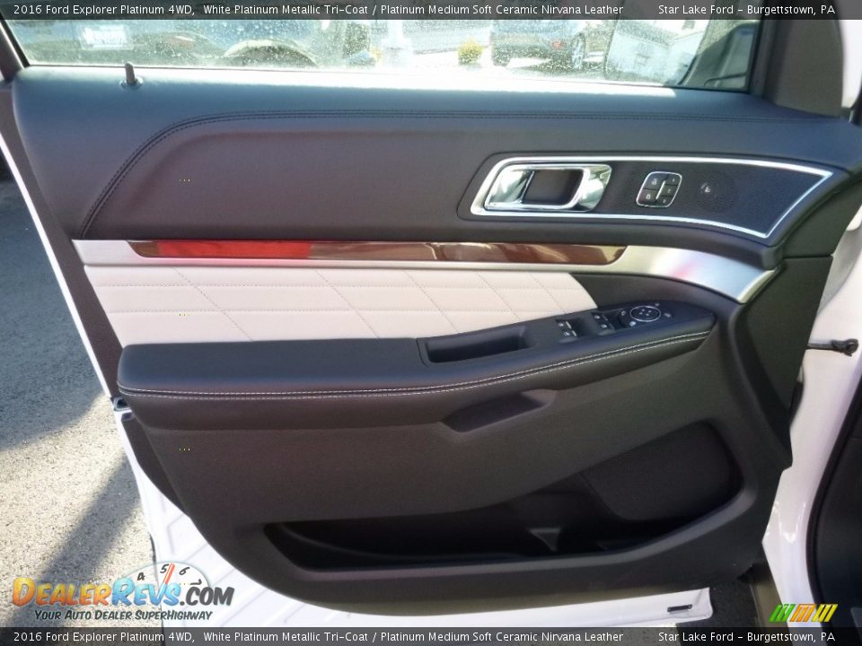 2016 Ford Explorer Platinum 4WD White Platinum Metallic Tri-Coat / Platinum Medium Soft Ceramic Nirvana Leather Photo #13