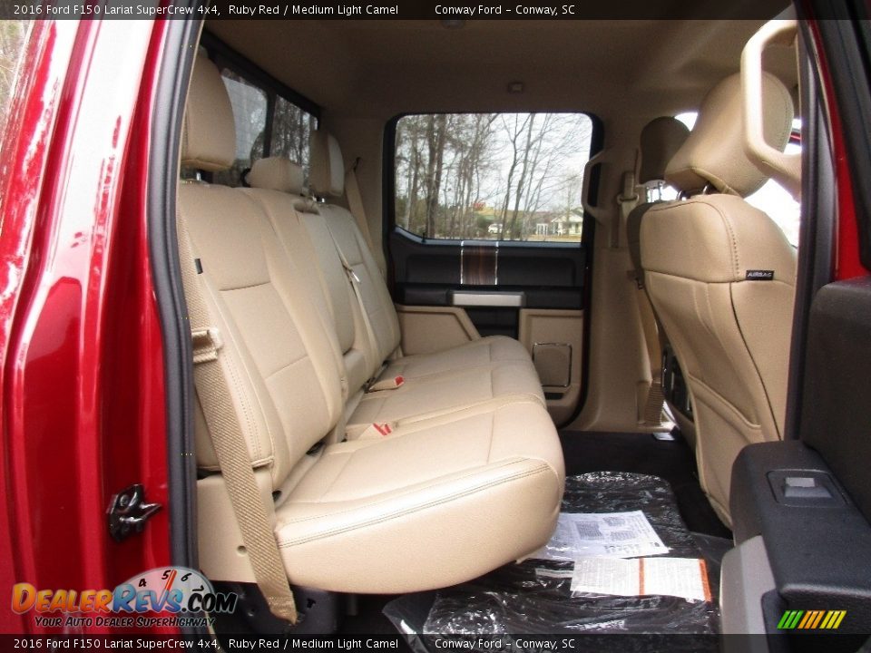 2016 Ford F150 Lariat SuperCrew 4x4 Ruby Red / Medium Light Camel Photo #22