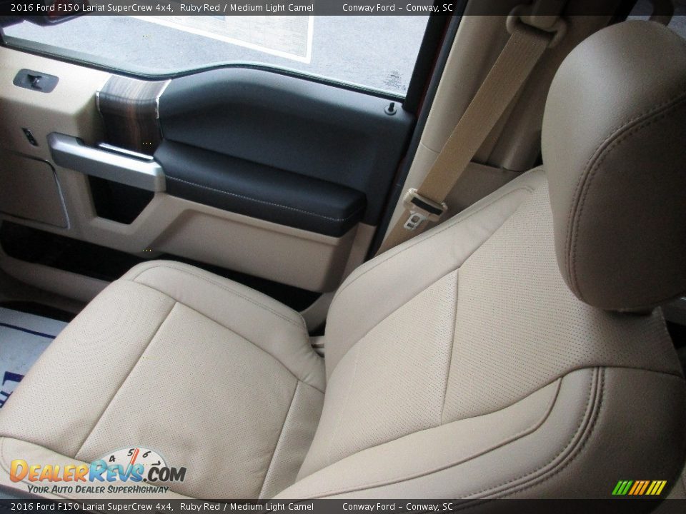 2016 Ford F150 Lariat SuperCrew 4x4 Ruby Red / Medium Light Camel Photo #25