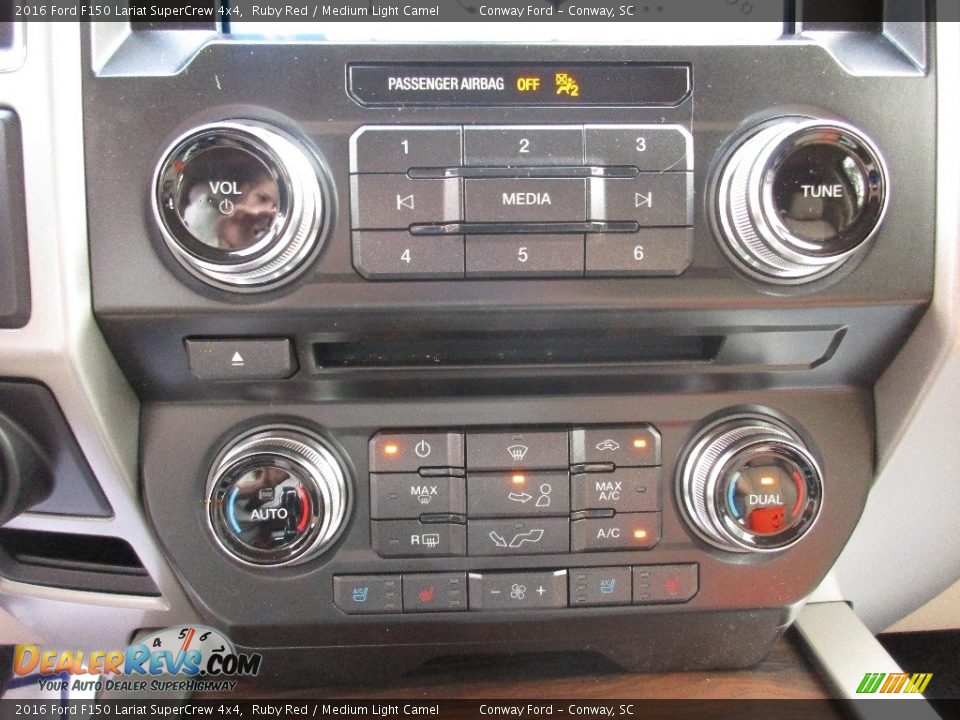 2016 Ford F150 Lariat SuperCrew 4x4 Ruby Red / Medium Light Camel Photo #30